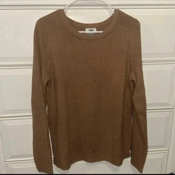 Old Navy Sweater - Picture 1 of 2